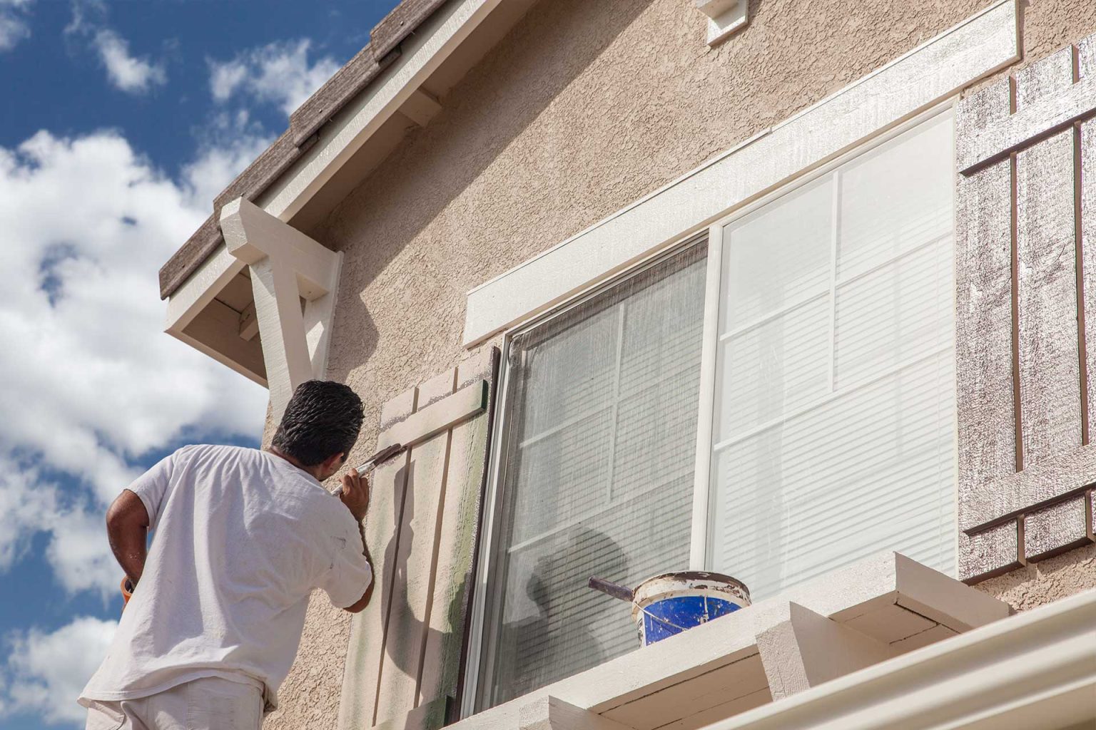 How Heat Affects Exterior House Painting in Arizona